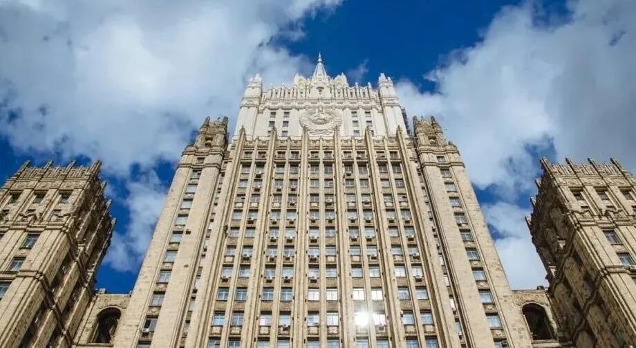 俄羅斯外交部宣布永久禁止77名美國人入境