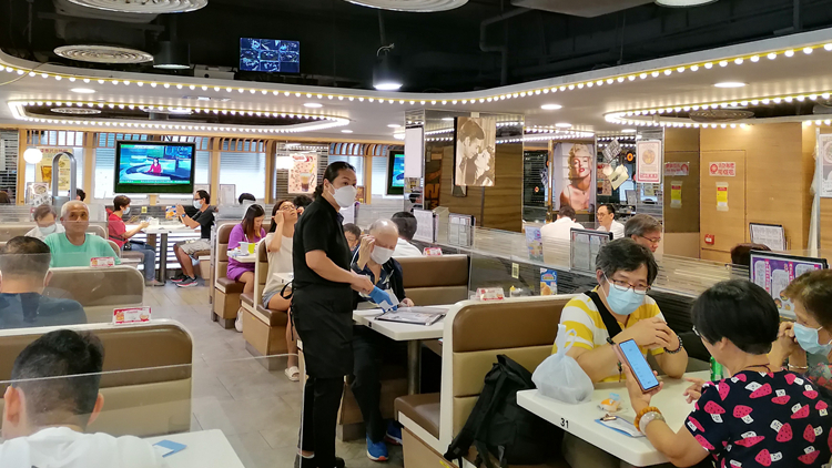 【港事講場】應否再派消費券？