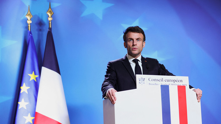 法國總統馬克龍會見王毅