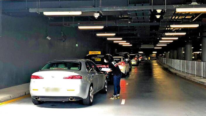 【建評】香園圍口岸停車場管理有待改善