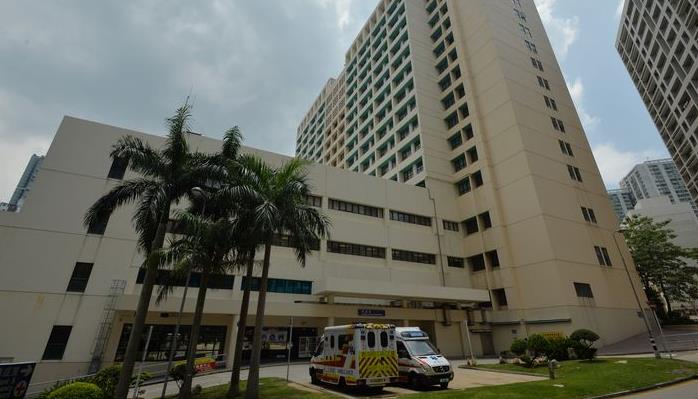 聯合醫院手術燈突掉落職員受傷 料與螺絲有關