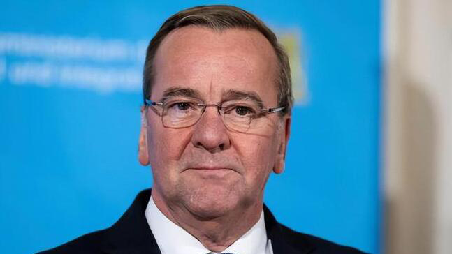 德國防長：3月底前向烏克蘭交付「豹」式坦克