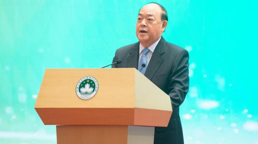 賀一誠率代表團訪港 到禮賓府與李家超會面