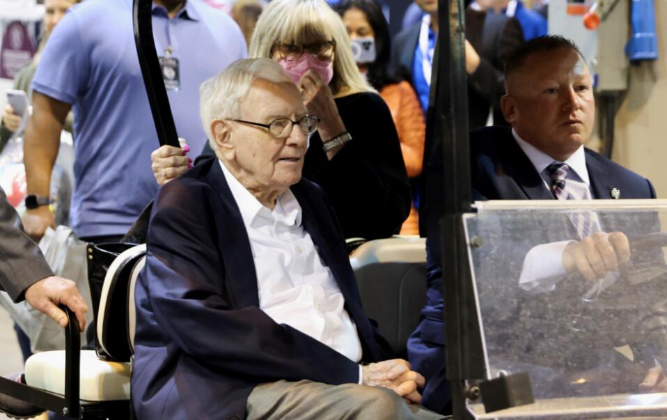 巴郡2022全年營運收益308億美元  再創紀錄新高