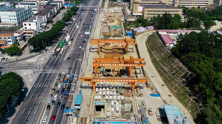 東莞地鐵1號線埋深最淺盾構區間貫通
