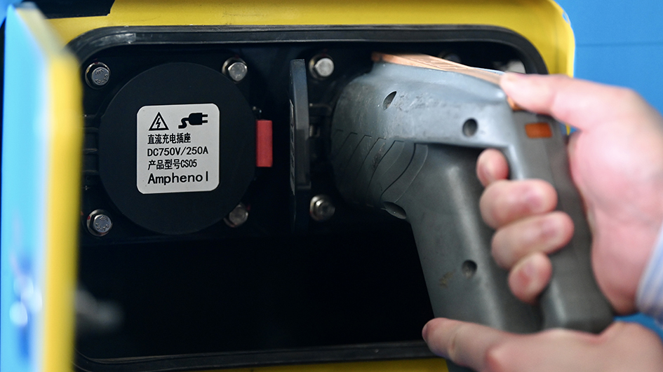 【香港脈搏】發展電動的士 面臨較大挑戰