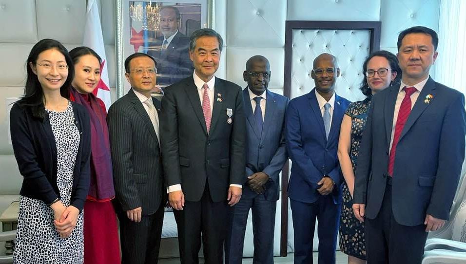 獲吉布提頒授騎士級獨立日勳章 梁振英：深感榮幸