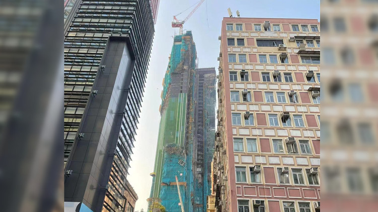 尖沙咀地盤四級火大致救熄 多條道路受影響暫封閉