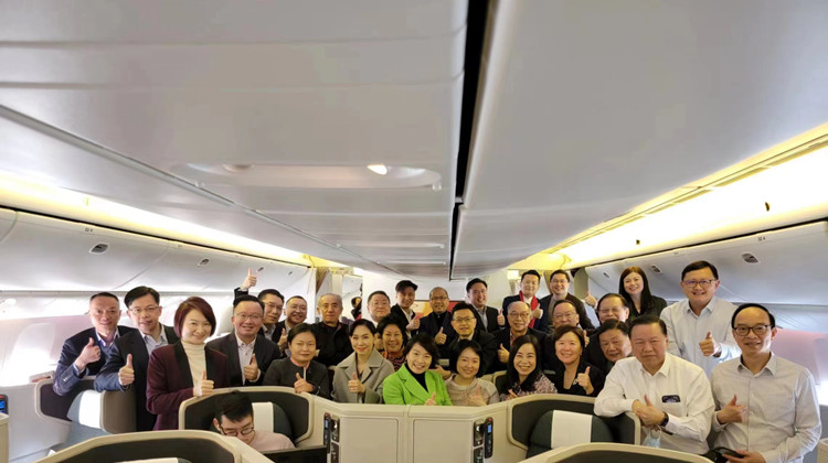 多名港區全國人大代表今赴京 