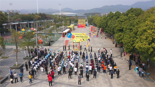 愛籃球•動起來  莞長安開啟籃球文化微街區倡全民健身