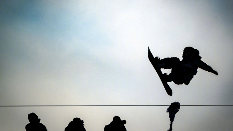 祝賀！蔡雪桐單板滑雪世錦賽個人第三冠