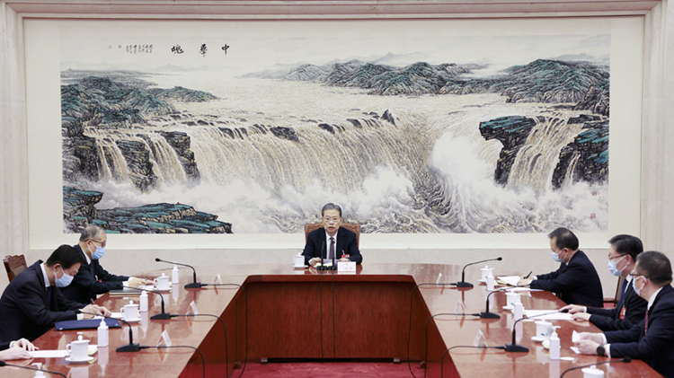 十四屆全國人大一次會議主席團常務主席第一次會議舉行 趙樂際主持