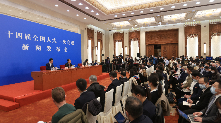 記者觀察 | 發布會釋積極信號 國安法護香港發展