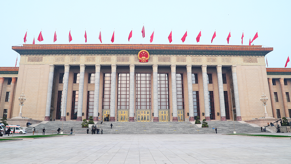 國務院總理李克強代表國務院向十四屆全國人大一次會議作政府工作報告 簡述今年工作重點