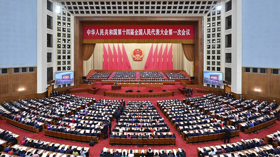 政府工作報告極簡版來了！只有700字