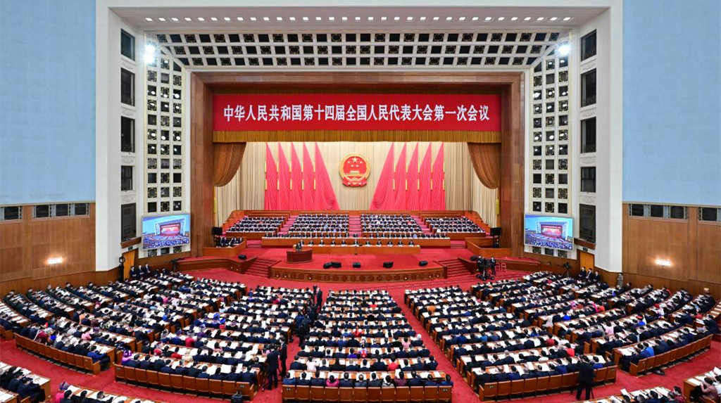 有片｜李克強：港澳台工作取得新進展 支持港澳發展經濟 改善民生