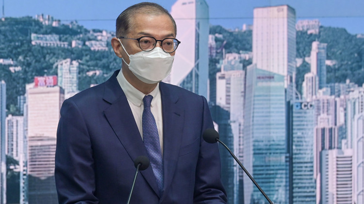 醫管局行政總裁高拔陞下月率團赴英招聘醫生