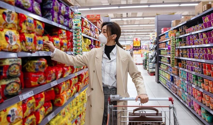 發改委：有很多政策工具應對制約消費的不利因素