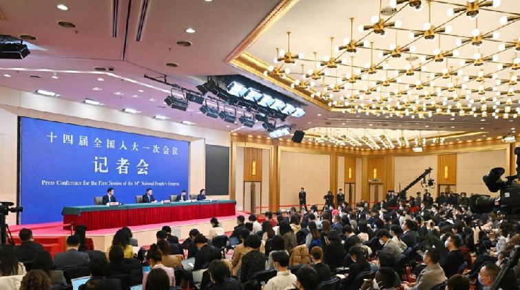 秦剛：提升中國的國際話語權 當代中國青年義不容辭