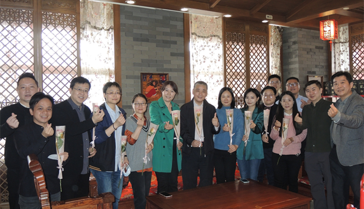 京華煙雲 | 女神節：工作中的女性最美