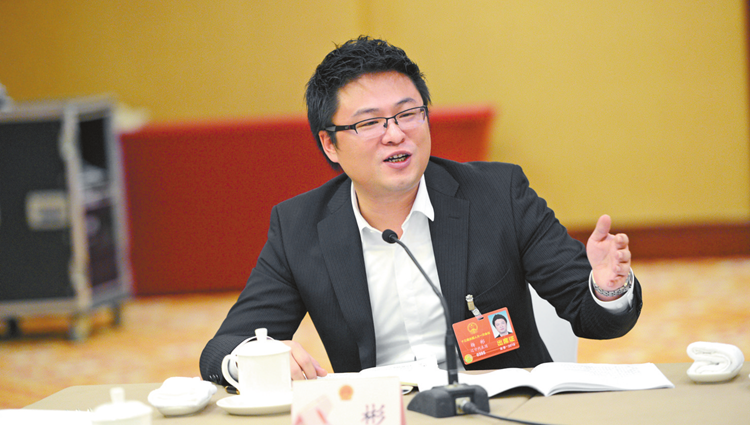 楊彬：加大對製造業技術改造支持力度