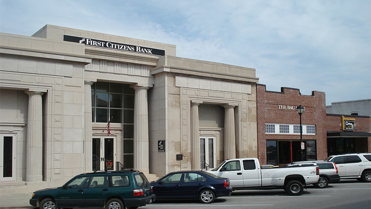 美國第一公民銀行據悉考慮收購矽谷銀行