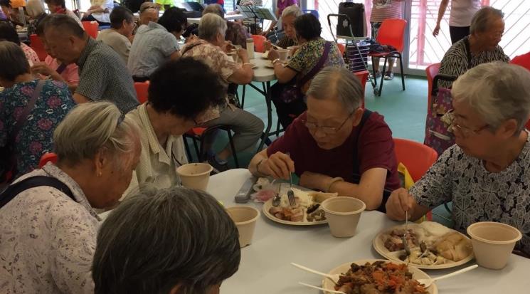 【港事講場】廣建社區食堂 加強長者照顧服務