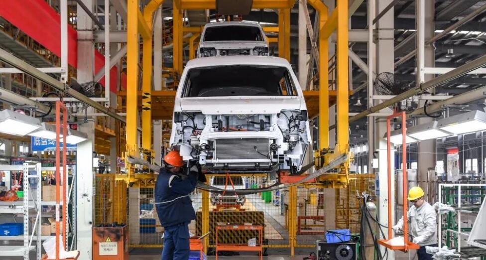 中國新能源車「淘汰賽」  各地政府急換布局