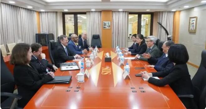 美副助理國務卿華自強訪問香港上海北京 分析指或為布林肯訪華鋪路