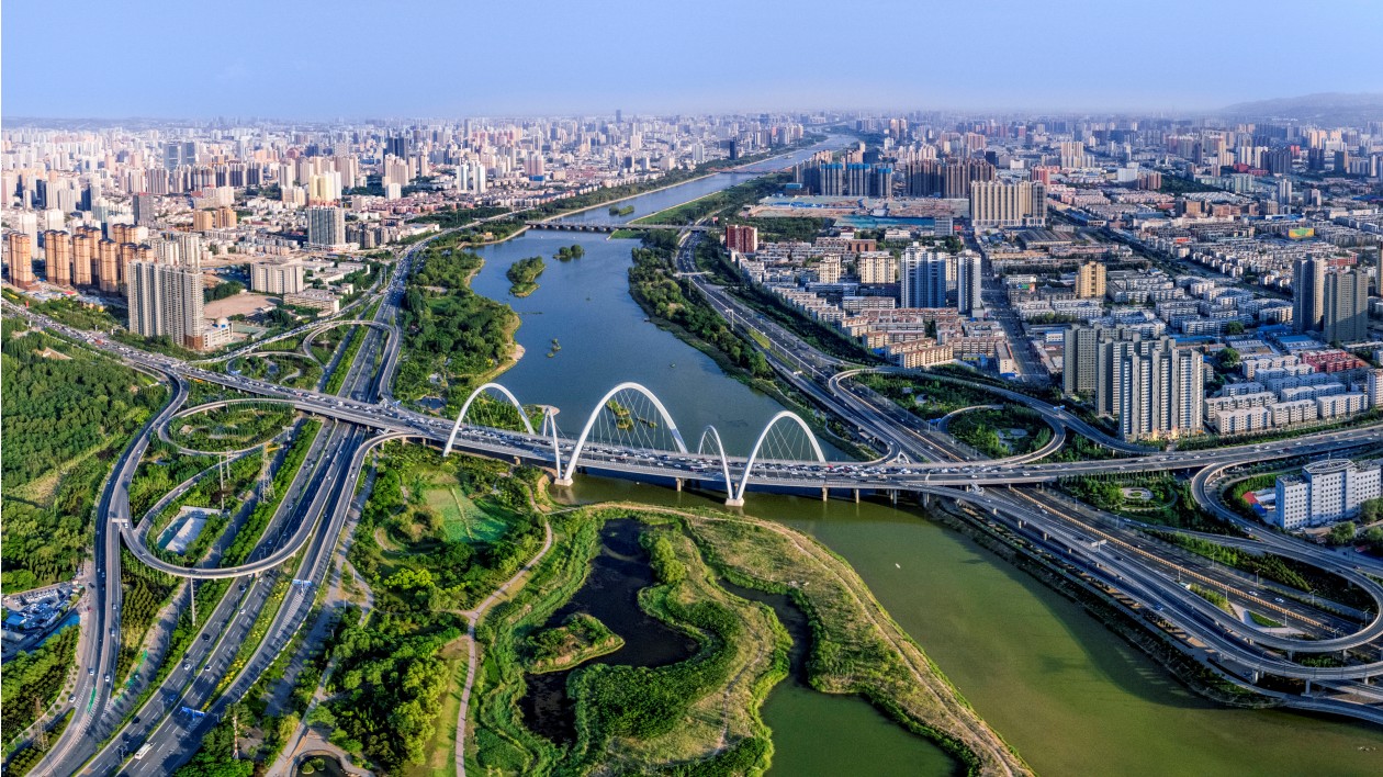 轉型求變圖強  奮力爭先進位  太原書寫高質量發展新篇章