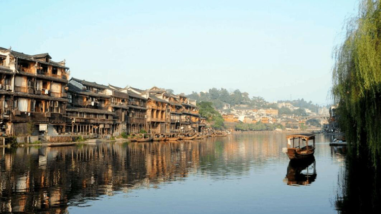 今年中國國內遊估45.5億人次 同比增長約80%