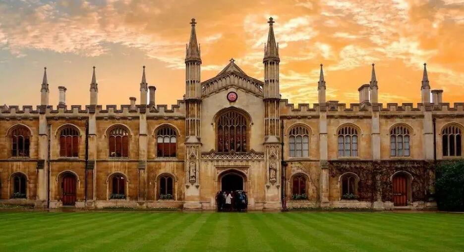 英國開發出有降溫效果的彩色納米材料