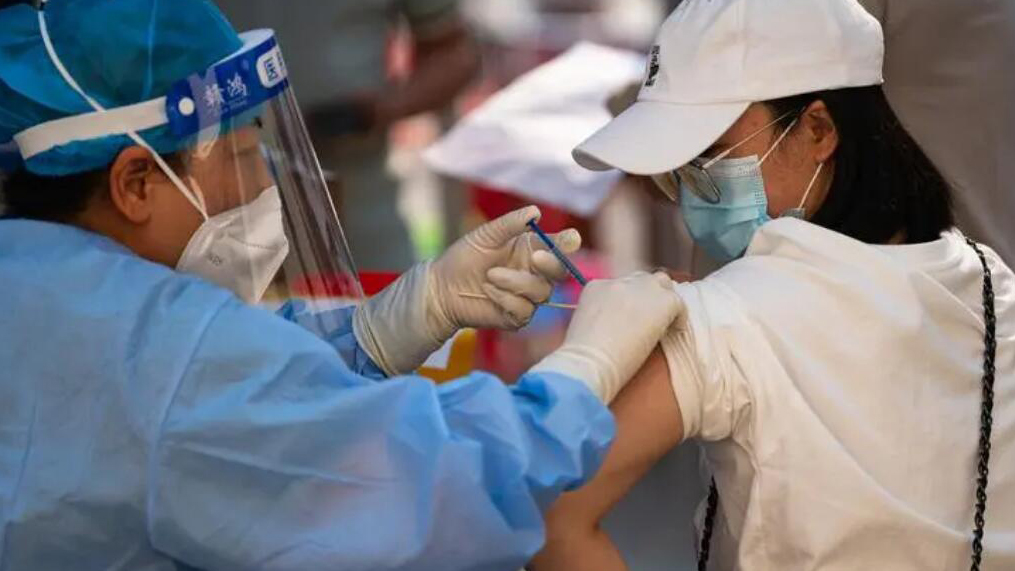 新冠疫苗最新接種方案公布 符合條件人群感染3個月後可接種疫苗