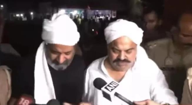 印度前議員電視直播期間遭槍殺 3男子假扮記者接近被害人