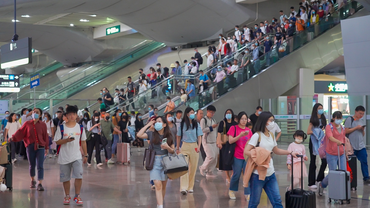 廣鐵迎返程客流高峰 今日預計發送旅客近280萬人次