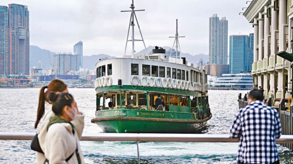 天星小輪船長船長連返23日工猝死 工傷權益會倡提供兩種工作制度供員工選擇