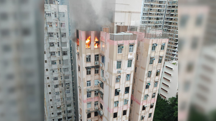 北角一住宅疑爐頭爆炸引火警 老婦清醒送院