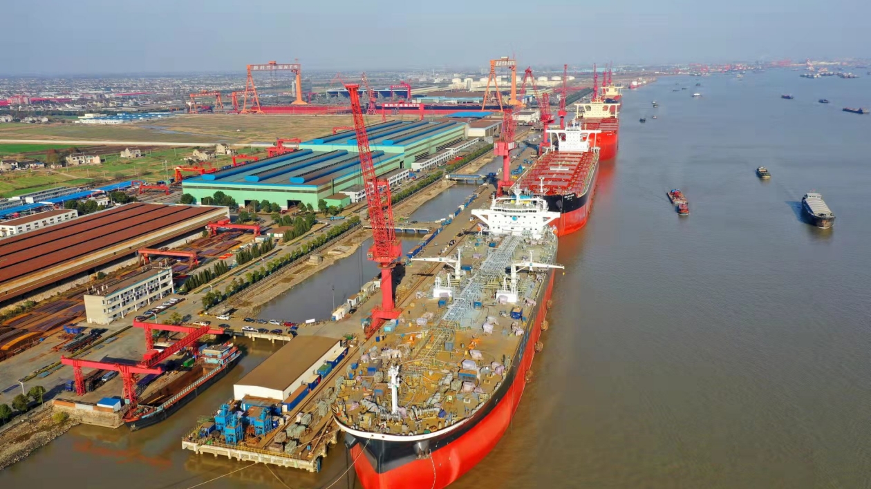 「智造」領航，全國最大民營造船基地漂亮轉身 泰州靖江船企手持訂單佔全球十分之一
