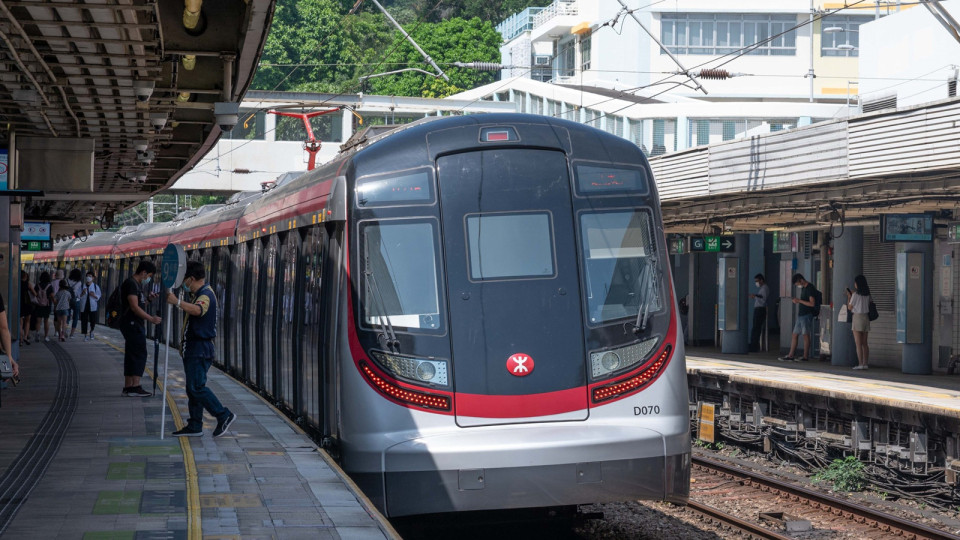 港鐵本周末兩日乘車半價 包括往來羅湖落馬洲