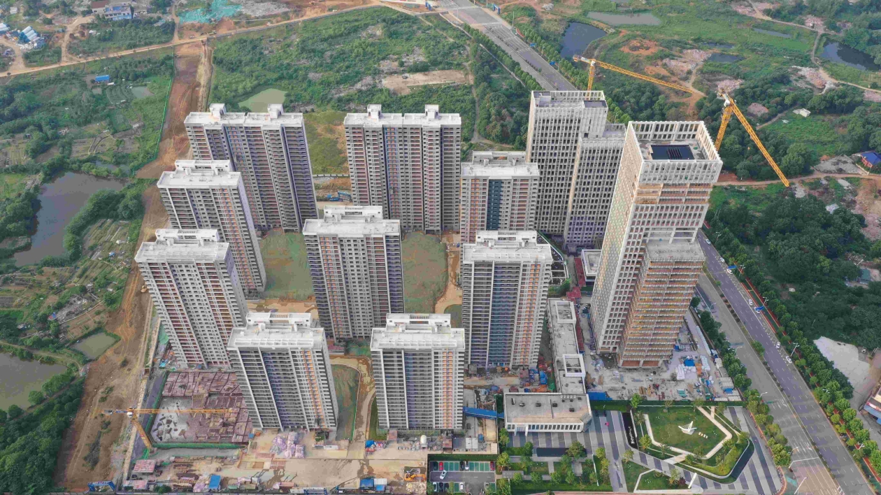 不到2年，130米超高層寫字樓拔地而起