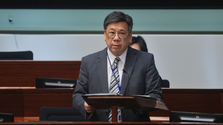 商經局局長丘應樺赴巴黎出席經合組織會議 與商界會面推廣香港