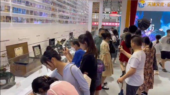 直擊文博會丨【有片】文博會數字文化展品打卡 逛9號館就夠了 