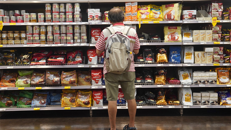 受物價衝擊 台灣受僱員工前4個月實質總薪資年減0.56%