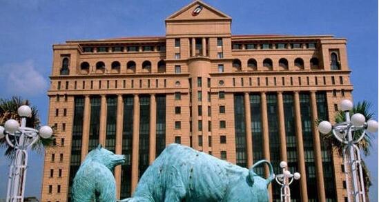 馬來西亞宣布降股票印花稅等舉措提振股市匯率