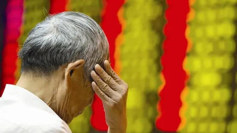 【A股收評】滬指跌0.47% 機器人概念掀漲停潮