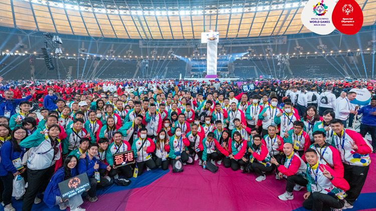 柏林特殊奧運會 港隊衛綽妍勇奪首金 今日再拿3金1銀