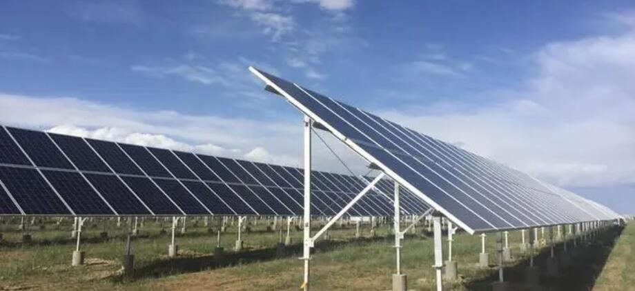 截至5月底中國太陽能發電裝機容量同比增38.4%