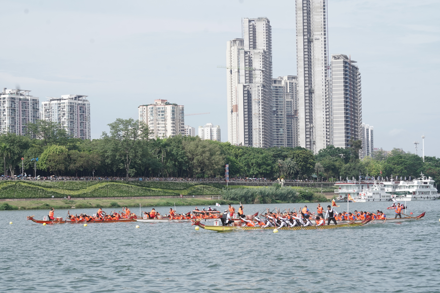 有片｜桂南寧龍舟公開賽在邕舉行