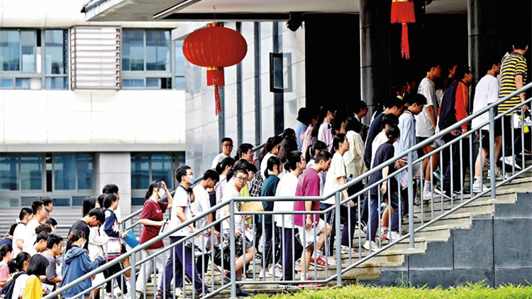 廣東高考6月25日放榜！高考成績發布有關安排看這裏➝