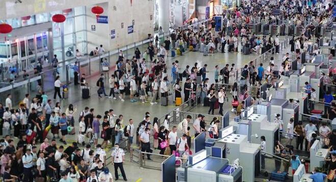 中國鐵路端午小長假運輸發送旅客超7000萬人次 較2019年同期增長11.3%